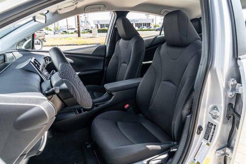2020 Toyota Prius XLE