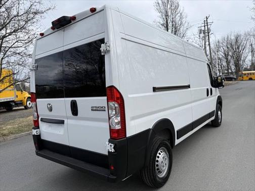 2024 RAM ProMaster 2500 Tradesman