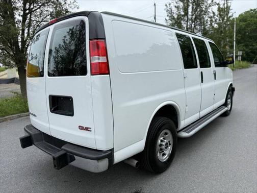 2023 GMC Savana 2500 Work Van
