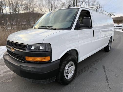 2025 Chevrolet Express 2500 RWD 2500 Extended Wheelbase WT