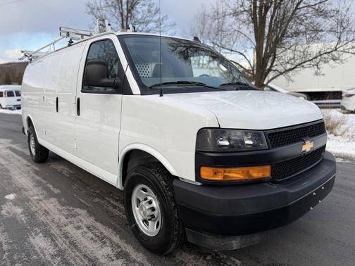 2025 Chevrolet Express 2500 RWD 2500 Extended Wheelbase WT