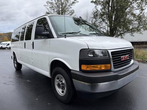 2025 GMC Savana 3500 RWD 3500 Extended Wheelbase LT