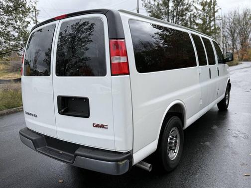 2025 GMC Savana 3500 RWD 3500 Extended Wheelbase LT