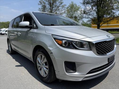 2018 Kia Sedona LX