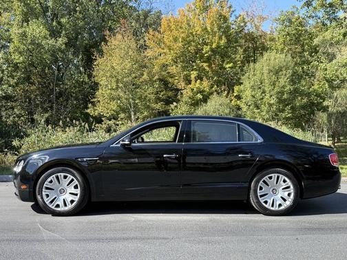 2018 Bentley Flying Spur V8