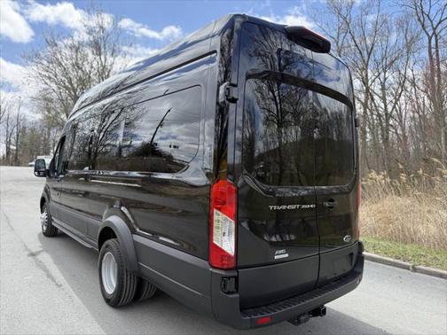 2024 Ford Transit-350 XL