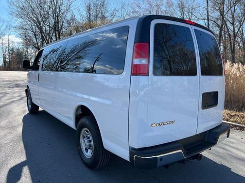 2024 Chevrolet Express 3500 RWD 3500 Extended Wheelbase LS