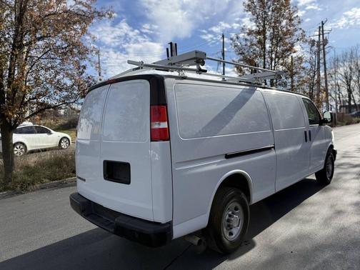 2023 Chevrolet Express 2500 RWD 2500 Extended Wheelbase WT