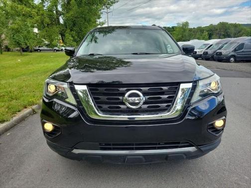 2018 Nissan Pathfinder SV