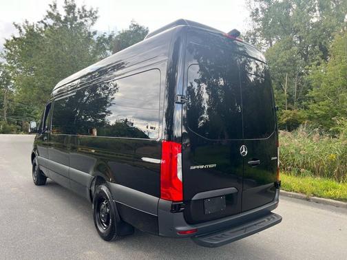 2024 Mercedes-Benz Sprinter 2500 High Roof