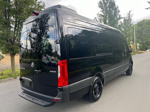 2024 Mercedes-Benz Sprinter 2500 High Roof