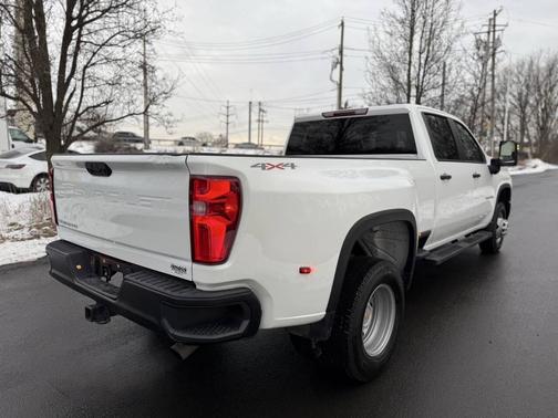 2024 Chevrolet Silverado 3500 WT