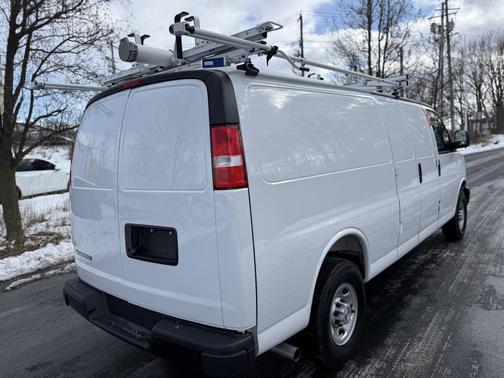 2025 Chevrolet Express 2500 RWD 2500 Extended Wheelbase WT