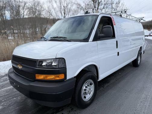2025 Chevrolet Express 2500 RWD 2500 Extended Wheelbase WT