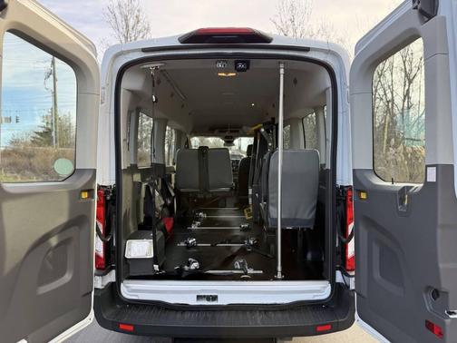 2020 Ford Transit-350 XL