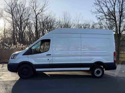 2021 Ford Transit-250 Base