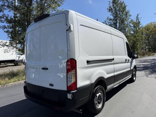 2022 Ford Transit-150 Base