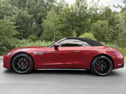2022 Mercedes-Benz AMG SL 55 Base