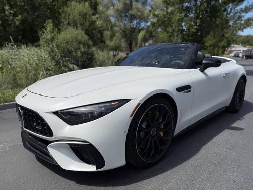 2022 Mercedes-Benz AMG SL 63 Base