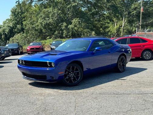 2019 Dodge Challenger SXT