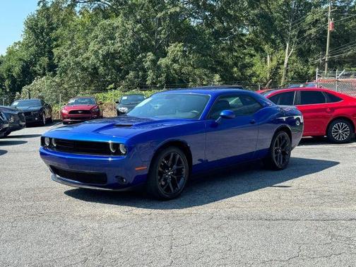 2019 Dodge Challenger SXT