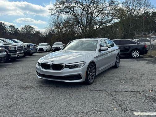 2019 BMW 530 i