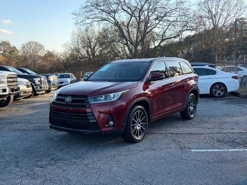2018 Toyota Highlander SE