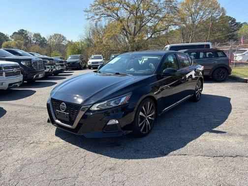 Black 2021 Nissan Altima 2.5 SR