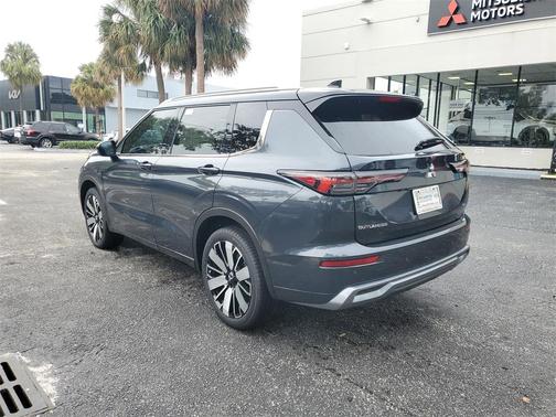 2025 Mitsubishi Outlander SEL 2.5 2WD