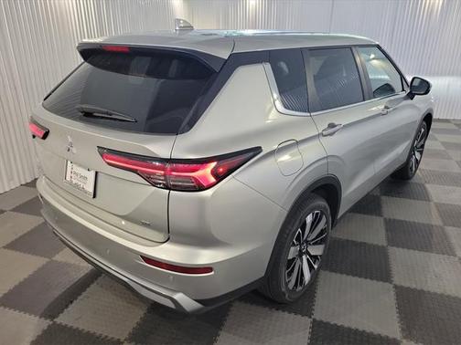2025 Mitsubishi Outlander SE 2.5 2WD