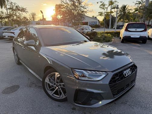 2025 Audi A4 45 S line Premium