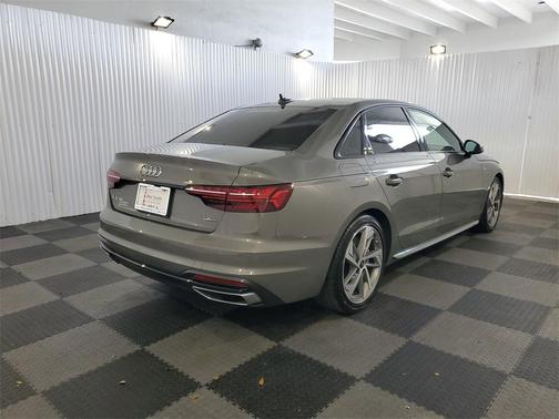 2025 Audi A4 45 S line Premium