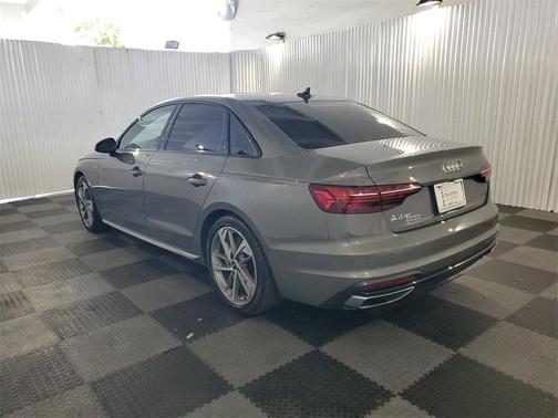 2025 Audi A4 45 S line Premium