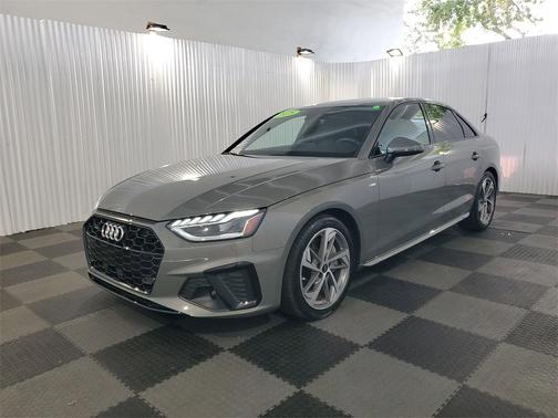 2025 Audi A4 45 S line Premium