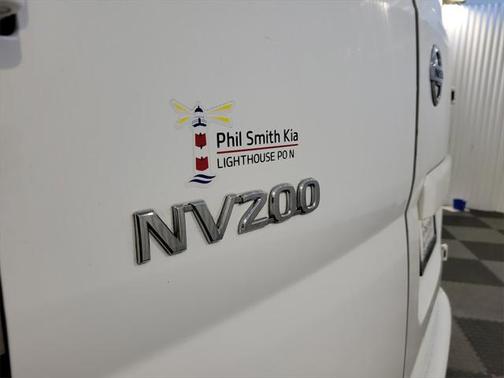 2021 Nissan NV200 SV