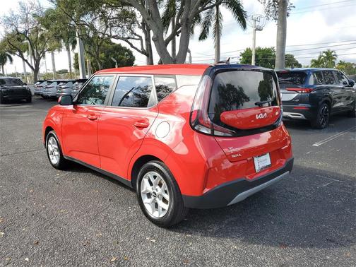 2024 Kia Soul LX