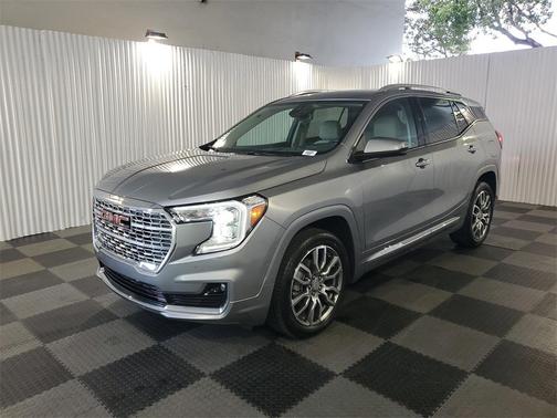 2023 GMC Terrain Denali