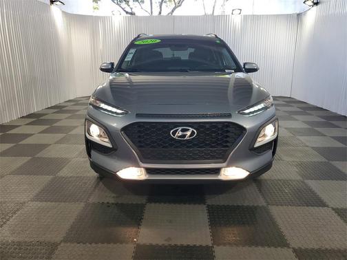 2020 Hyundai KONA SEL Plus