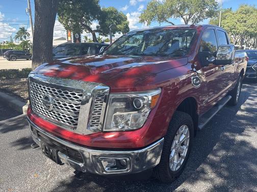2016 Nissan Titan XD SL