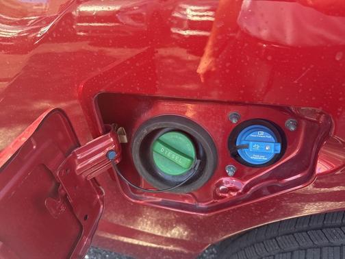 2016 Nissan Titan XD SL