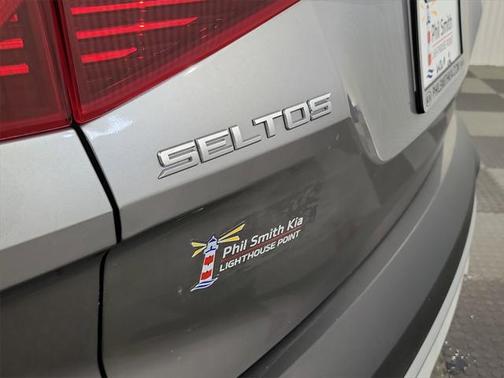 2023 Kia Seltos S