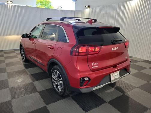 2022 Kia Niro LXS