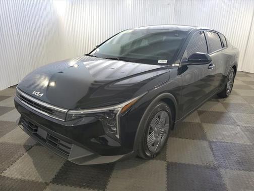 2025 Kia K4 LX