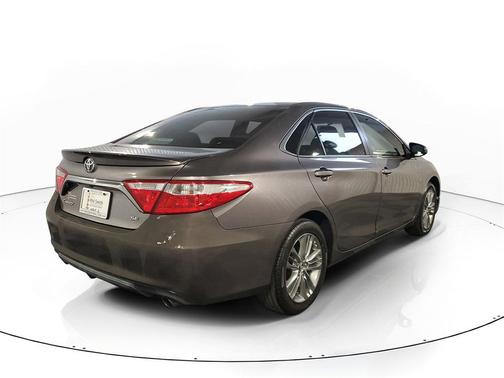 2017 Toyota Camry XLE