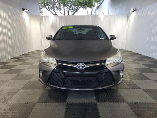 2017 Toyota Camry XLE