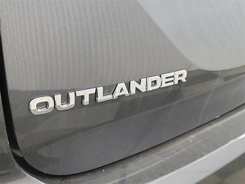2025 Mitsubishi Outlander SEL 2.5 2WD