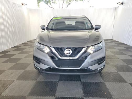 2021 Nissan Rogue Sport SV
