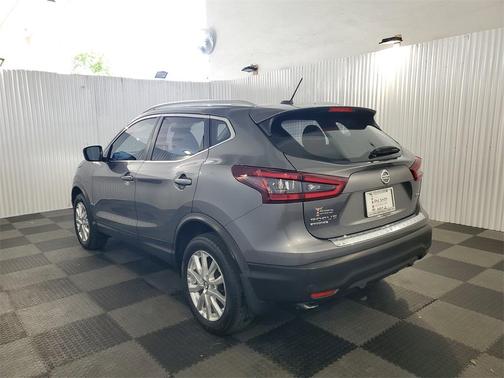 2021 Nissan Rogue Sport SV