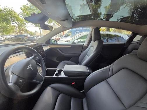 2024 Tesla Model Y Long Range Dual Motor All-Wheel Drive