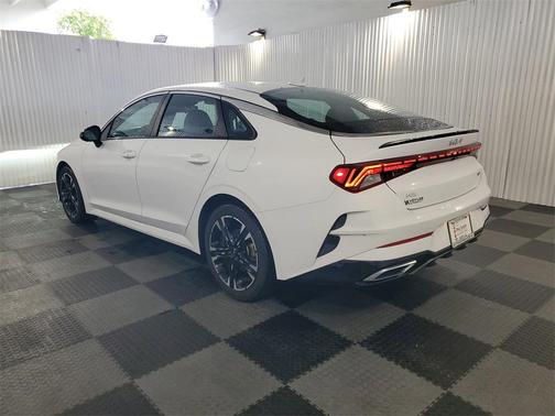 2024 Kia K5 GT-Line